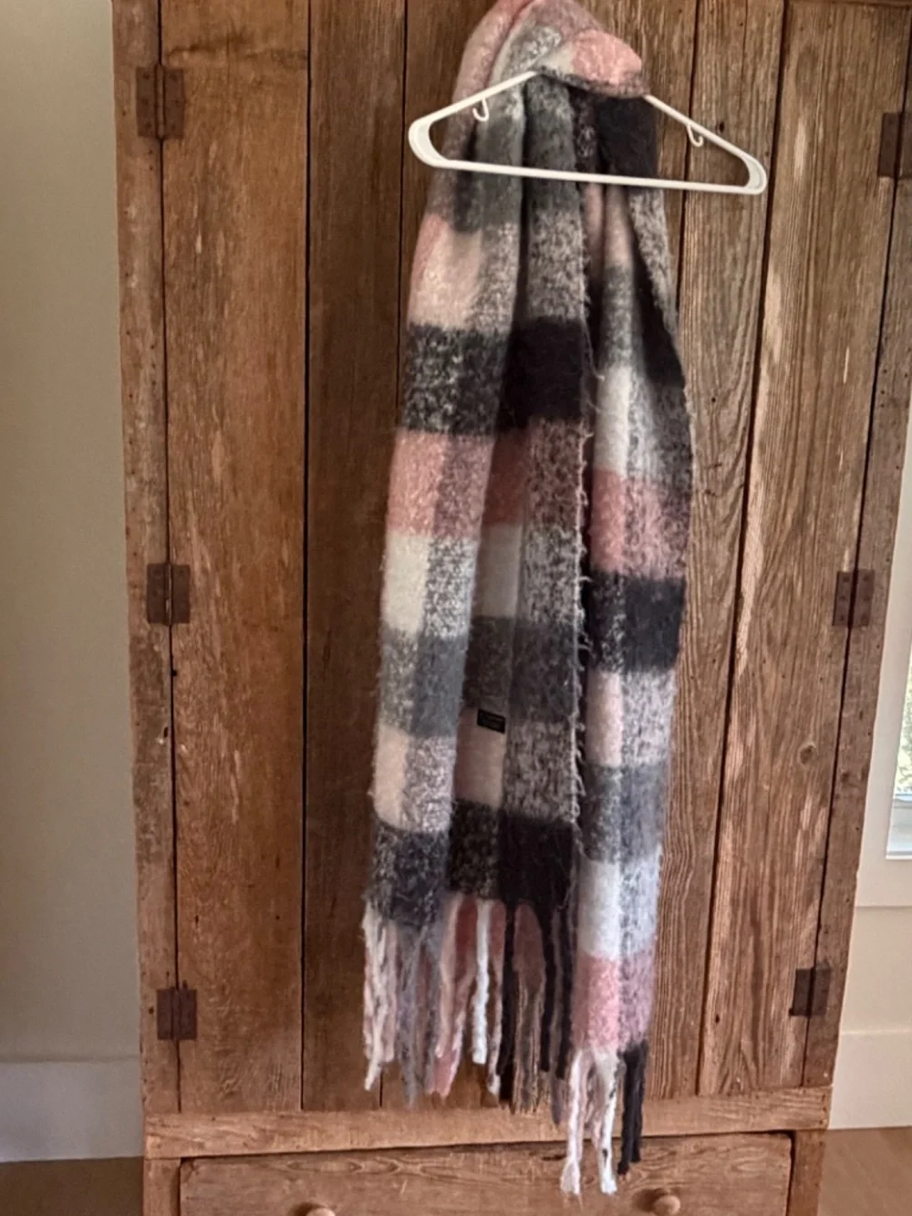 BURBERRY PINK WHITE GRAY CHECK PLAID OVERSIZED CASHMERE SCARF